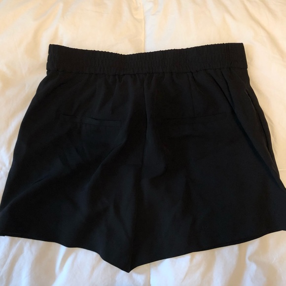 Dynamite Size Small Black Dress Shorts - Picture 2 of 5